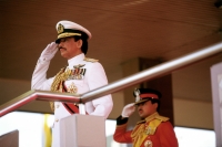 Brunei Darussalam, Sultan Hassanal Bolkiah on reviewing stand. - Steve Raymer