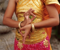 Indonesia, Bali, Balinese dancer in traditional costume, close-up of hands - Jack Hollingsworth