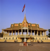 Cambodia, Phnom Penh, Chan Chaya Pavilion of the Royal Palace - Gareth Jones