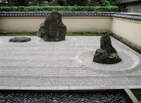 Japan, Kyoto, Ryoan-ji temple, Detail of sand garden, UNESCO world heritage site - Rex Butcher
