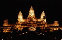 Cambodia, Siem Reap, Ancient Khmer temple Angkor Wat at night - John McDermott