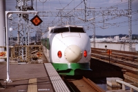 Japan, bullet train waiting departure - Alex Mares-Manton