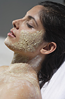 woman with natural body and face scrub - Alex Mares-Manton