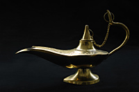 Brass "Aladdin" or "Genie" oil lamp - Nugene Chiang